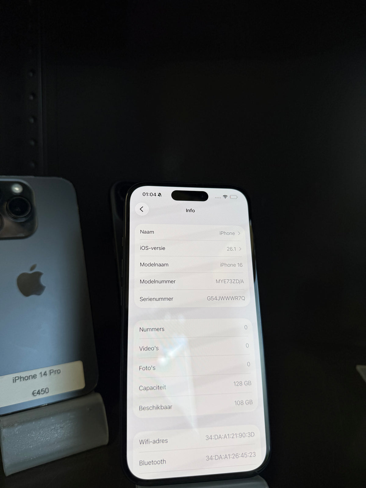 iPhone 16 128GB (UITSTEKEND)