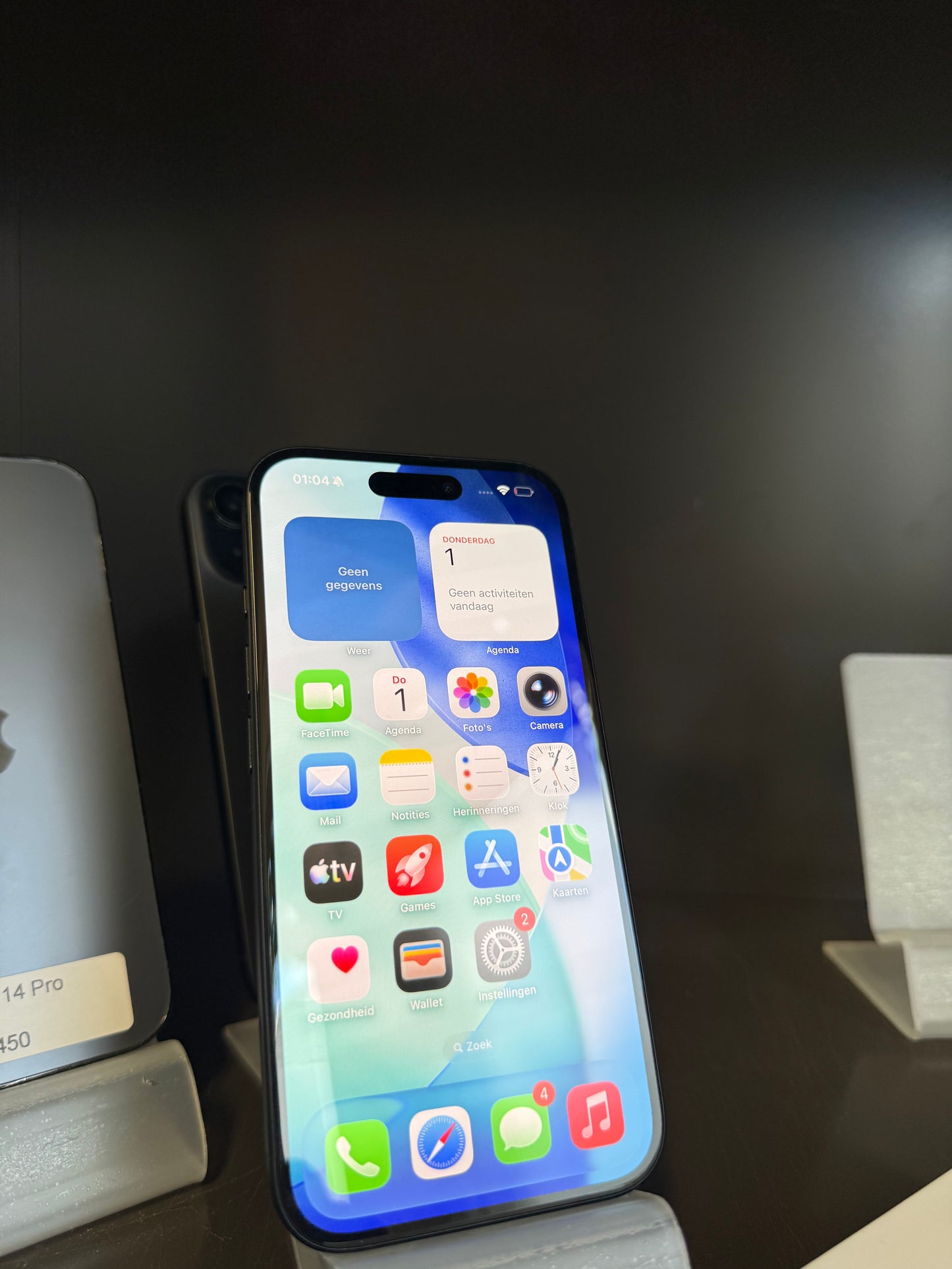 iPhone 16 128GB (UITSTEKEND)
