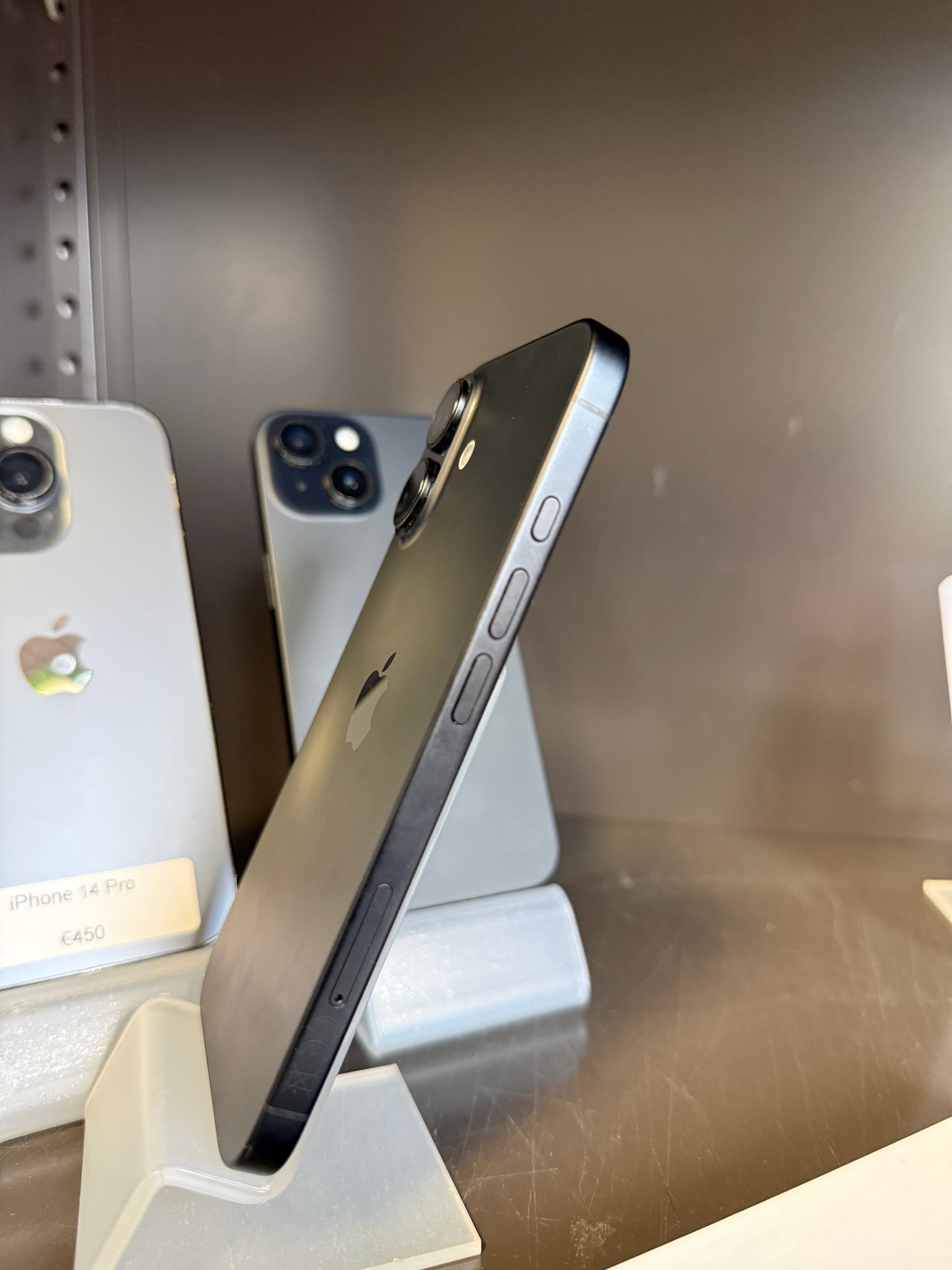 iPhone 16 128GB (UITSTEKEND)